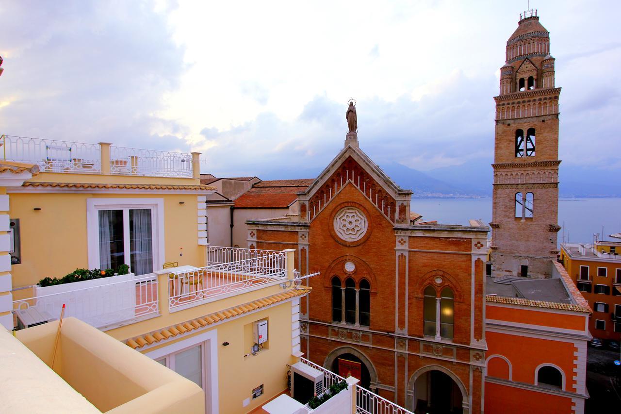 Il Viaggiatore Gaeta Medievale B&B Esterno foto
