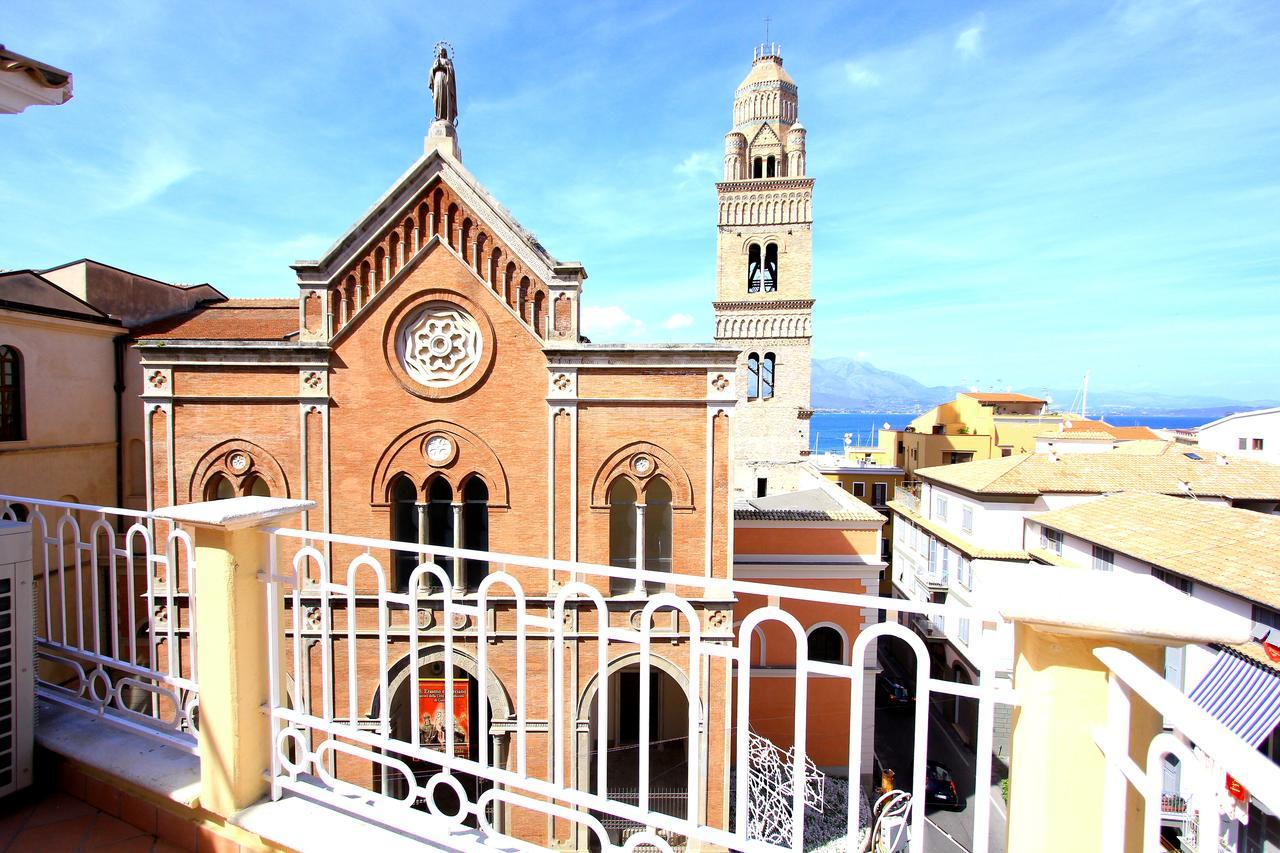 Il Viaggiatore Gaeta Medievale B&B Esterno foto