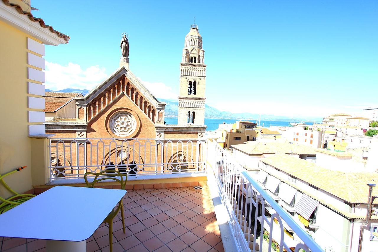 Il Viaggiatore Gaeta Medievale B&B Esterno foto