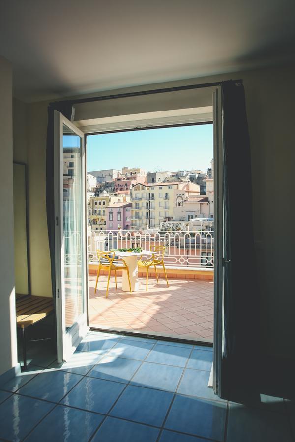 Il Viaggiatore Gaeta Medievale B&B Esterno foto