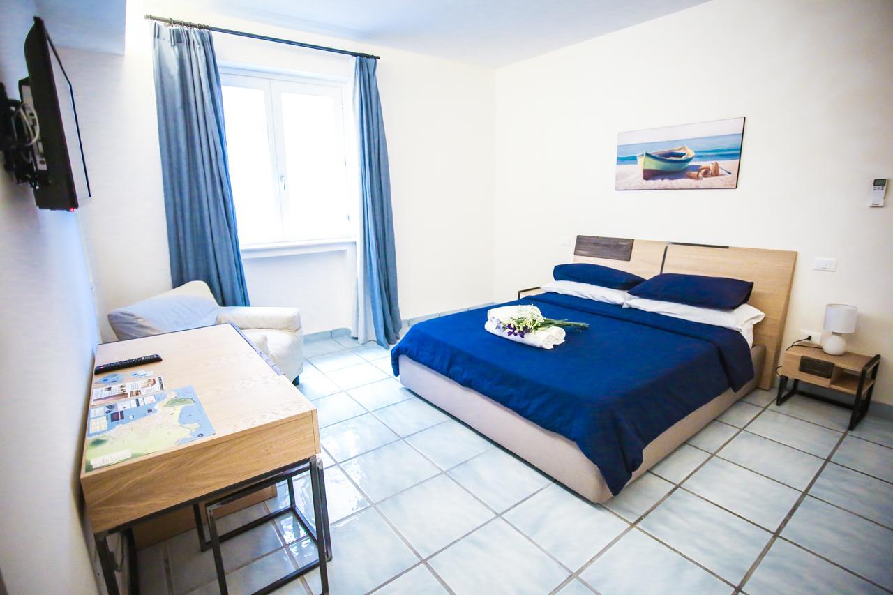 Il Viaggiatore Gaeta Medievale B&B Esterno foto