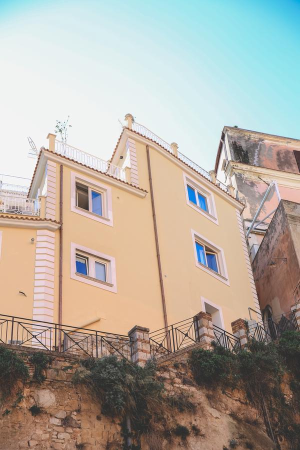 Il Viaggiatore Gaeta Medievale B&B Esterno foto