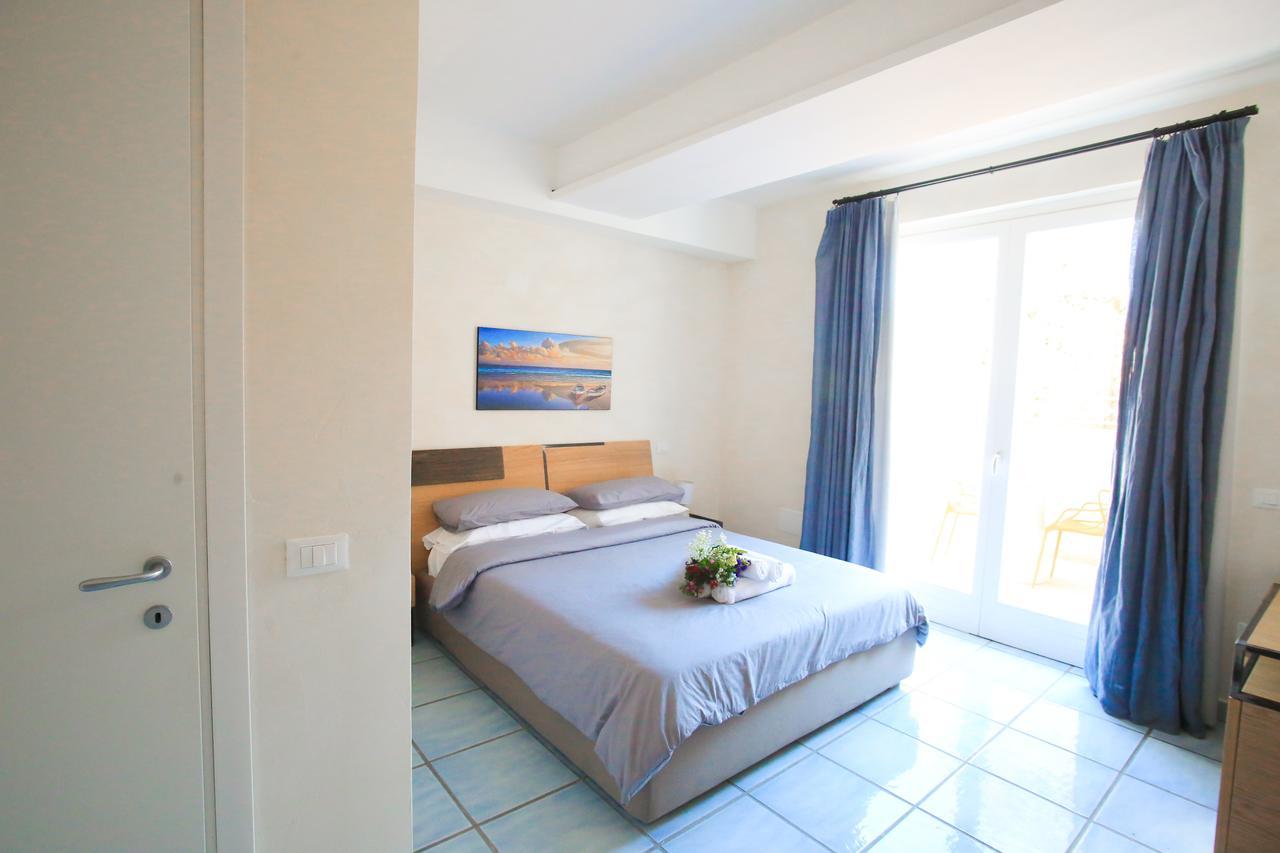 Il Viaggiatore Gaeta Medievale B&B Esterno foto