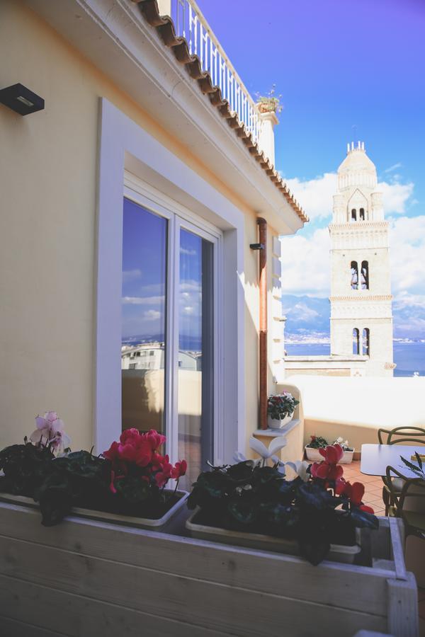 Il Viaggiatore Gaeta Medievale B&B Esterno foto